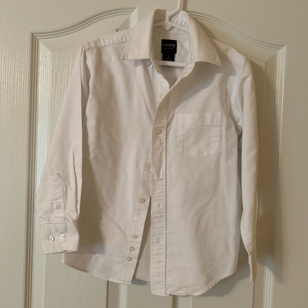 * $8 with $15+ bundle *  * Arrow white dress shirt